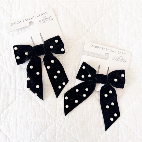 Edgehill Collection Other - NEW Darby Fallon Clark for Edgehill Collection Black Velvet Pearl Hair Bows